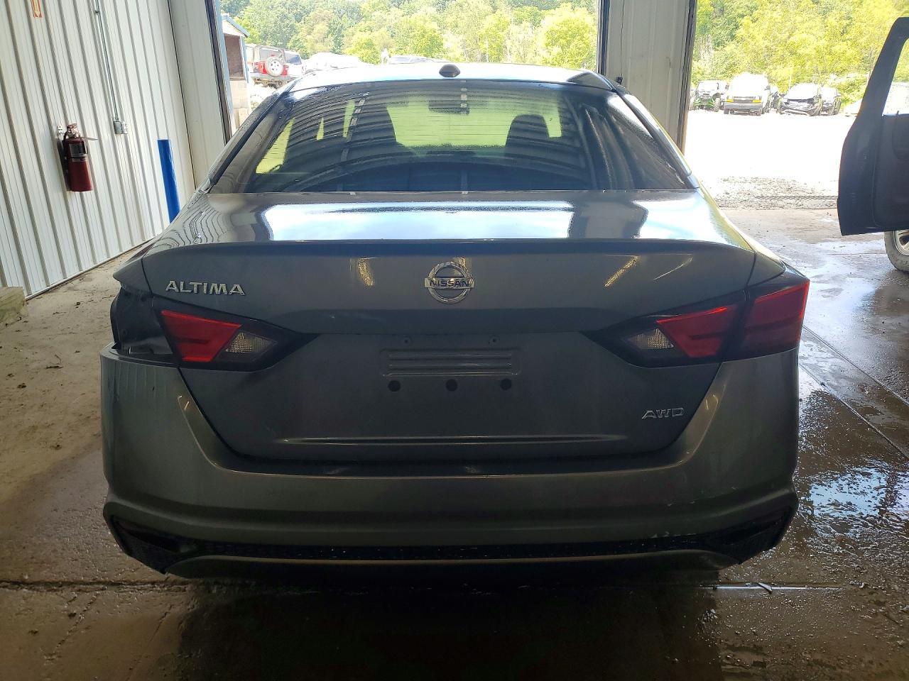 2019 Nissan Altima S - Image 6