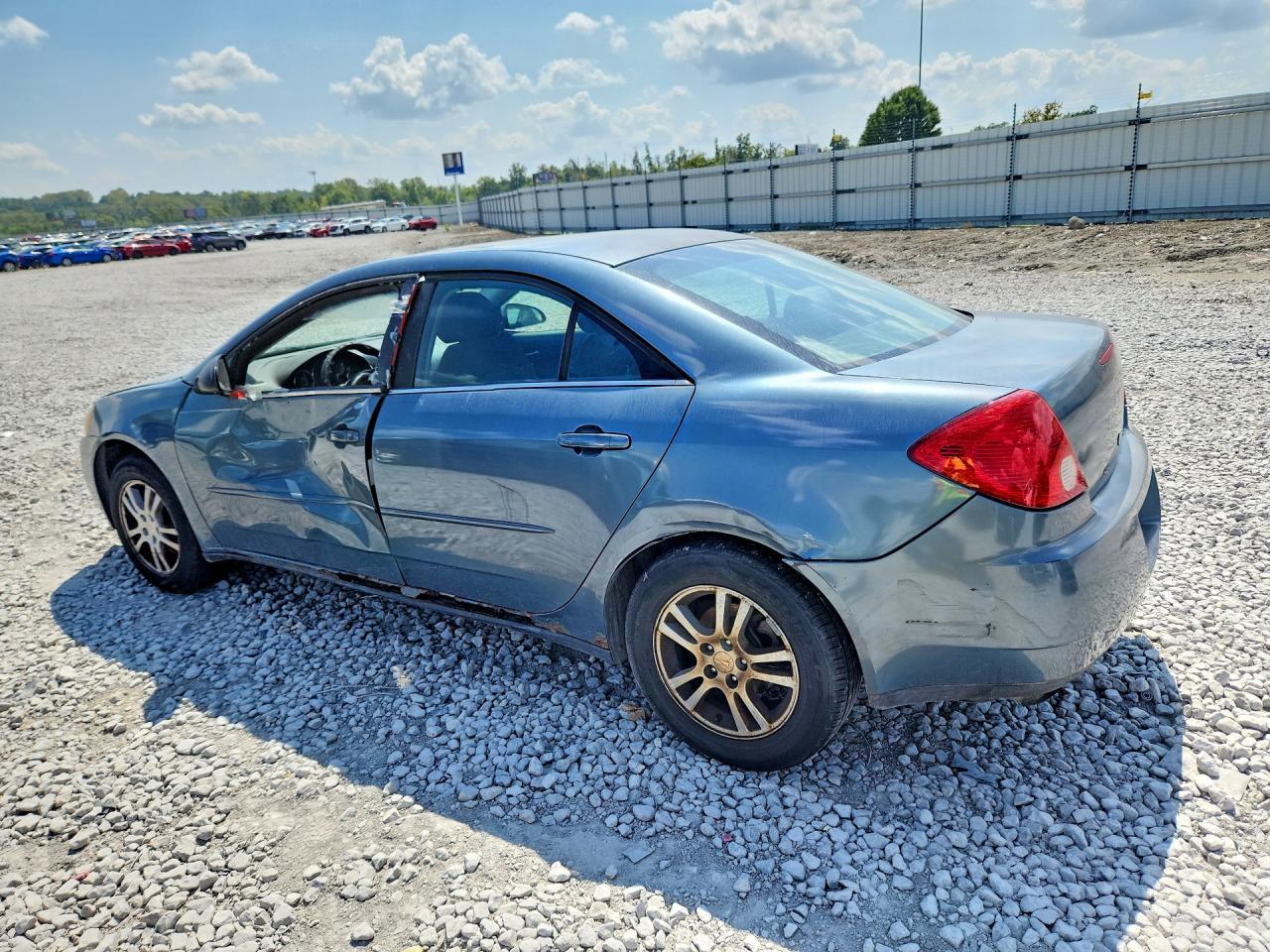 2005 Pontiac G6 - Фото 2