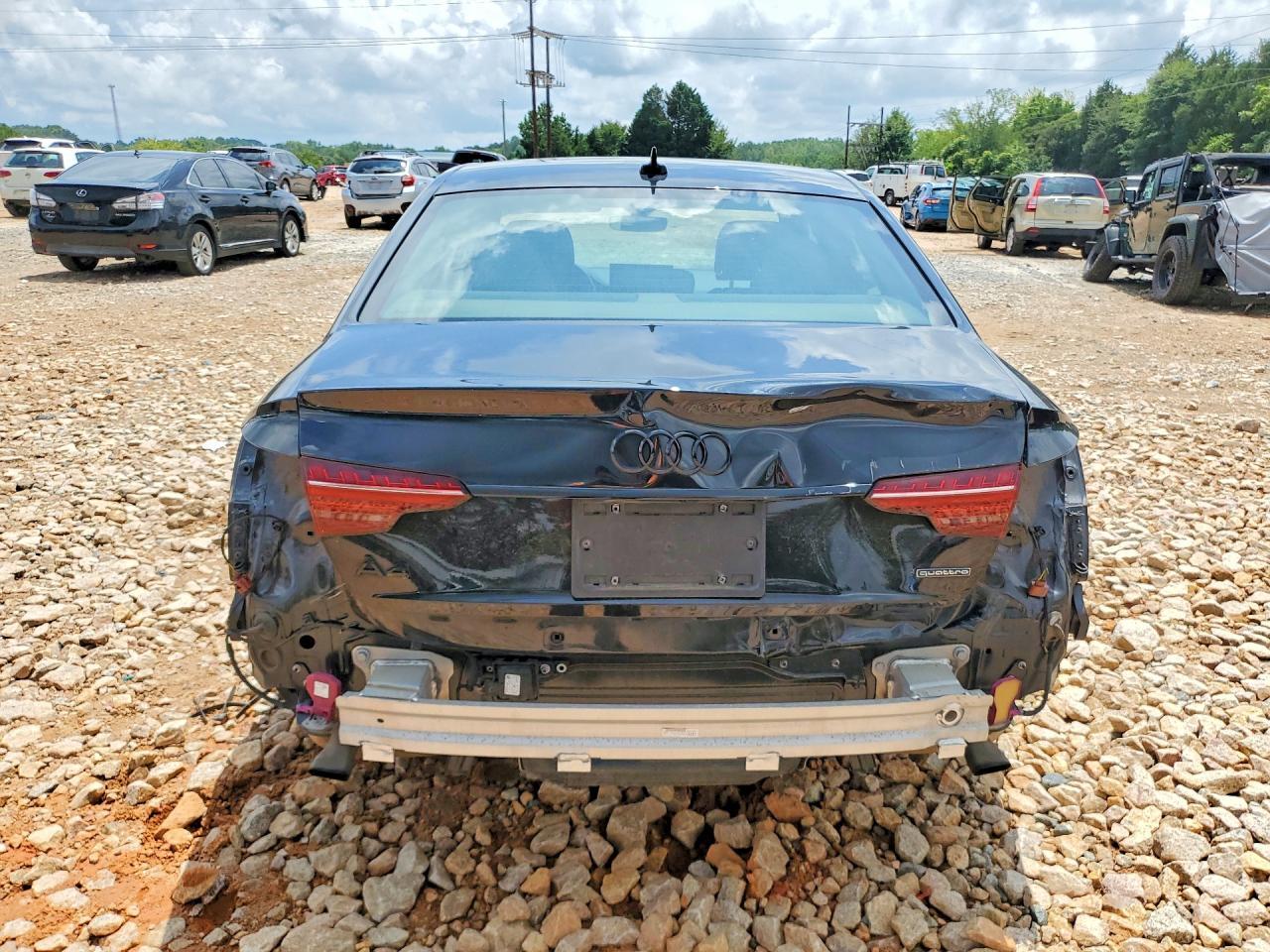 2021 Audi A4 Premium Plus 45 - Фото 6