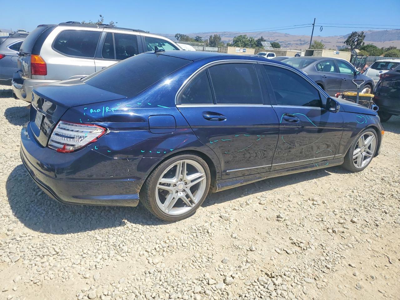2013 Mercedes-Benz C 250 - Image 3