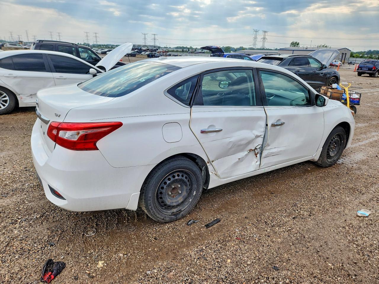 2017 Nissan Sentra Sv - Фото 3