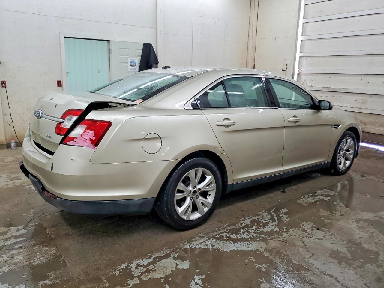 2011 Ford Taurus Sel - Фото 3