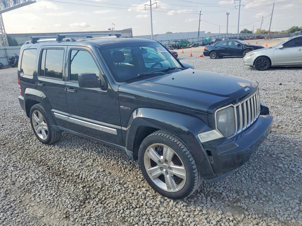 2012 Jeep Liberty Jet - Image 4