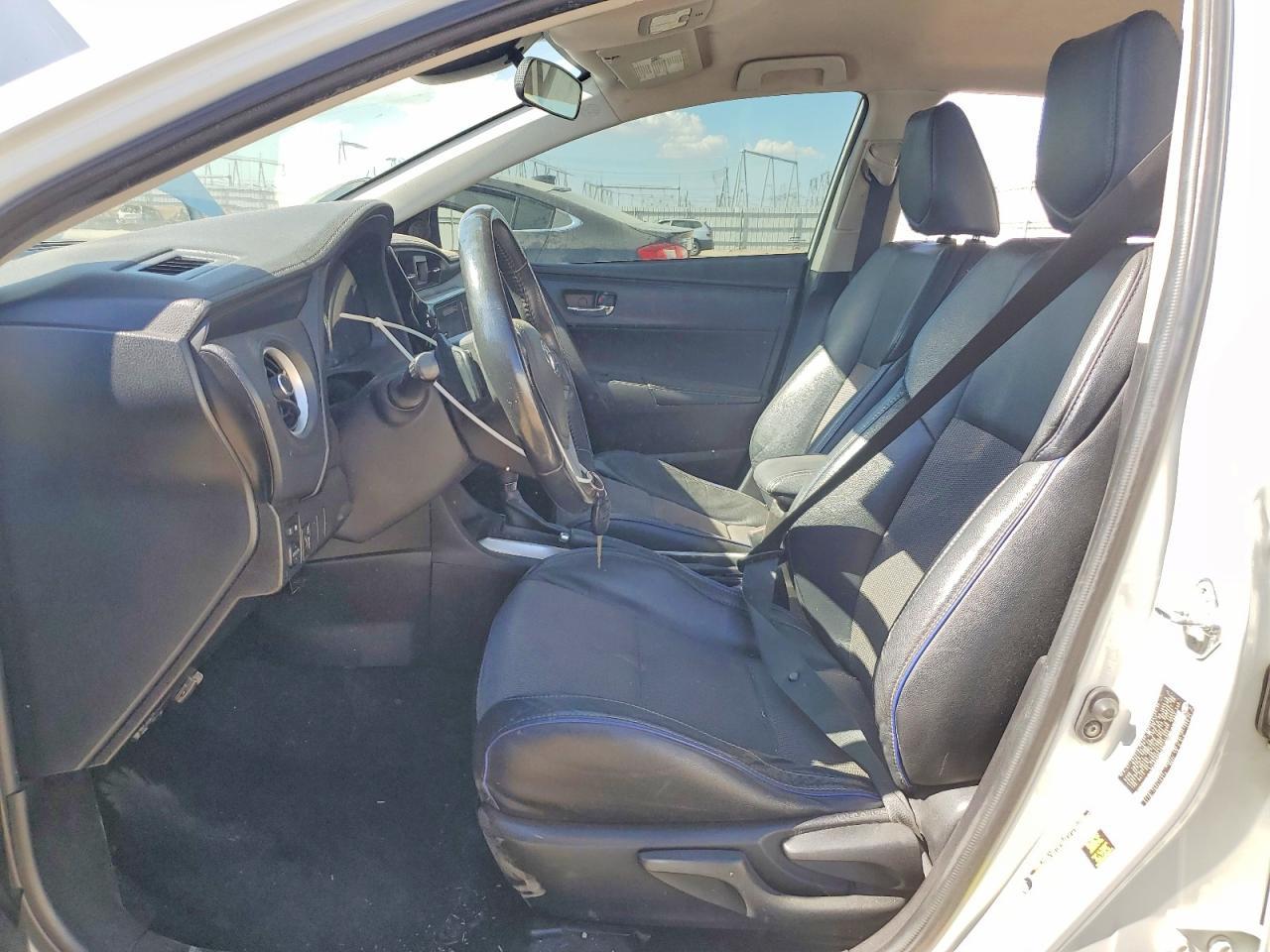 2017 Toyota Corolla Se - Фото 7