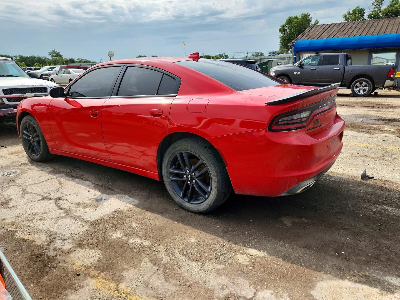 2019 Dodge Charger Sxt - Фото 2