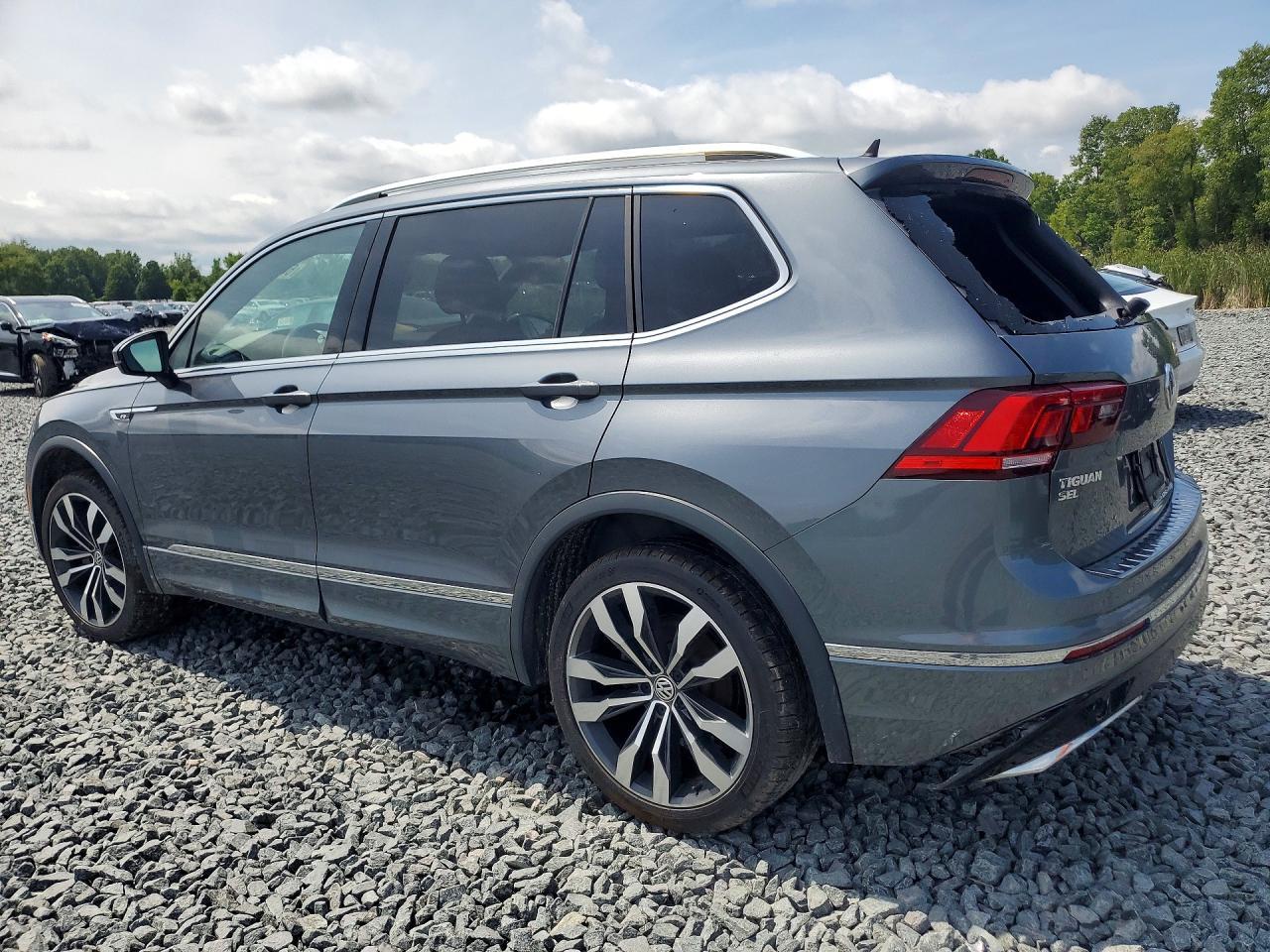 2021 Volkswagen Tiguan Sel Premium R-Line - Image 2