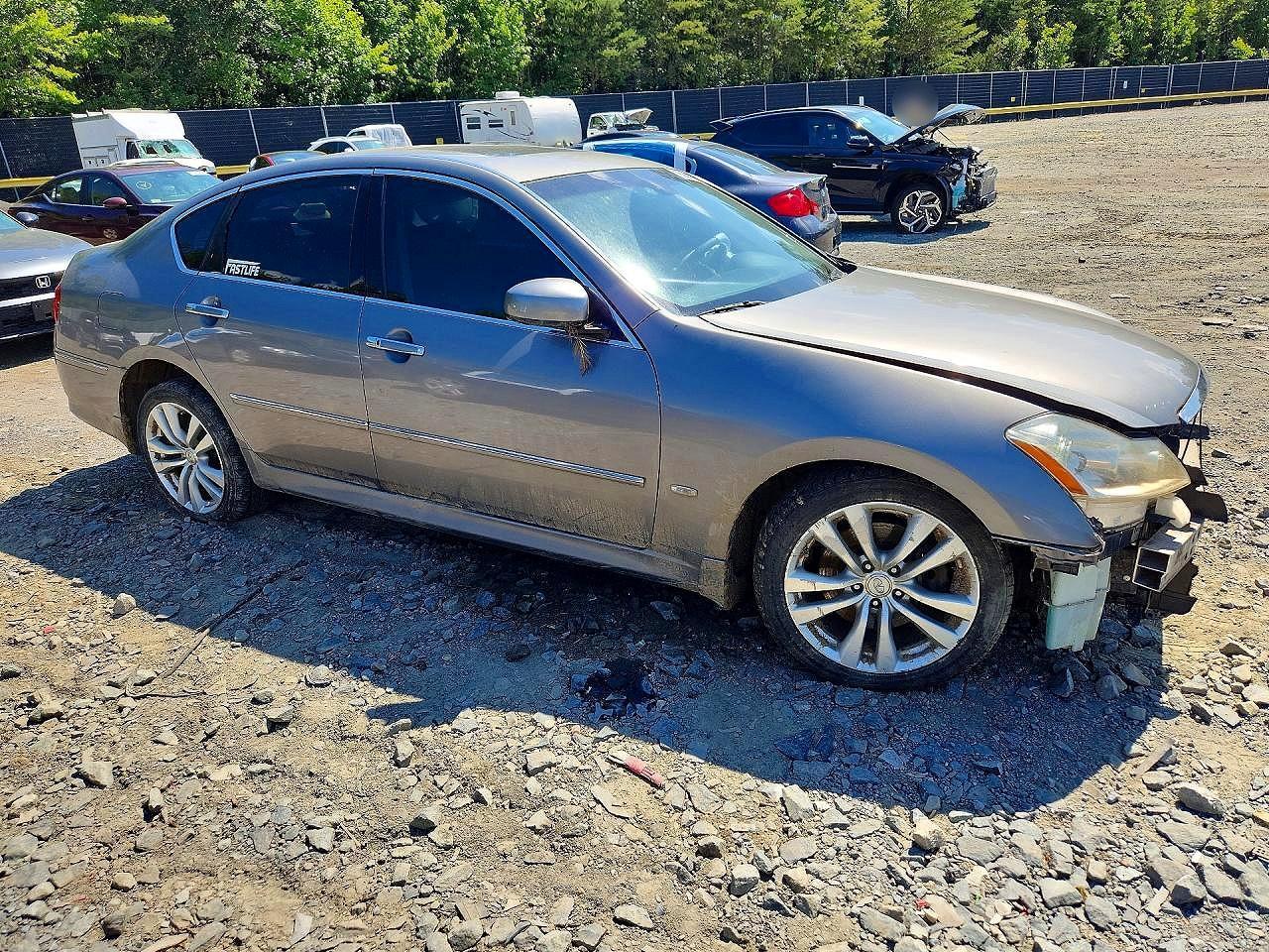 2009 Infiniti M35 X - Image 4