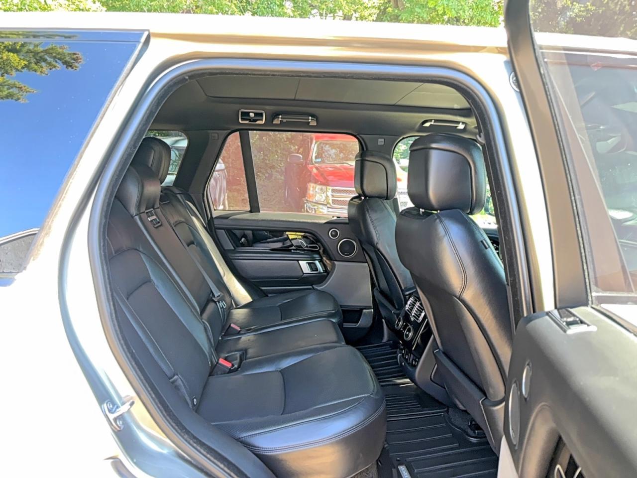 2020 Land Rover Range Rover Hse - Image 6
