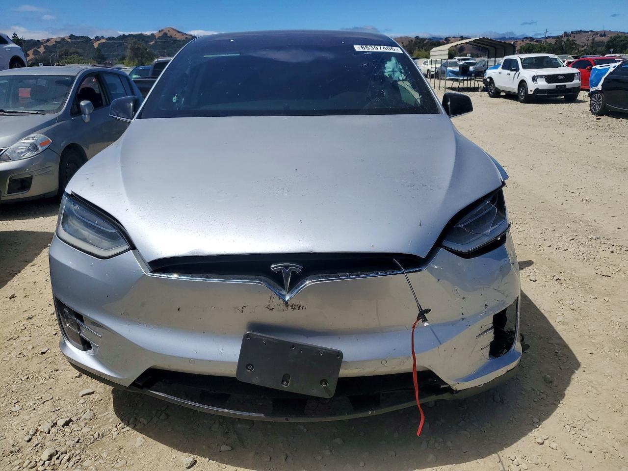 2018 Tesla Model X - Фото 5