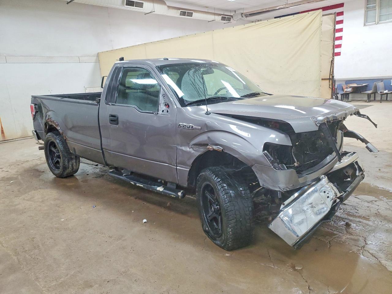 2011 Ford F150 - Фото 4