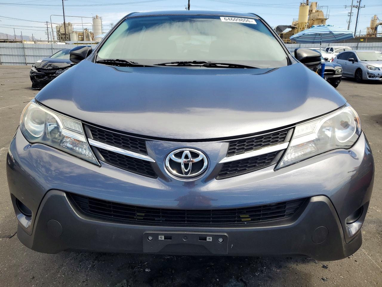 2015 Toyota Rav4 Le - Image 5