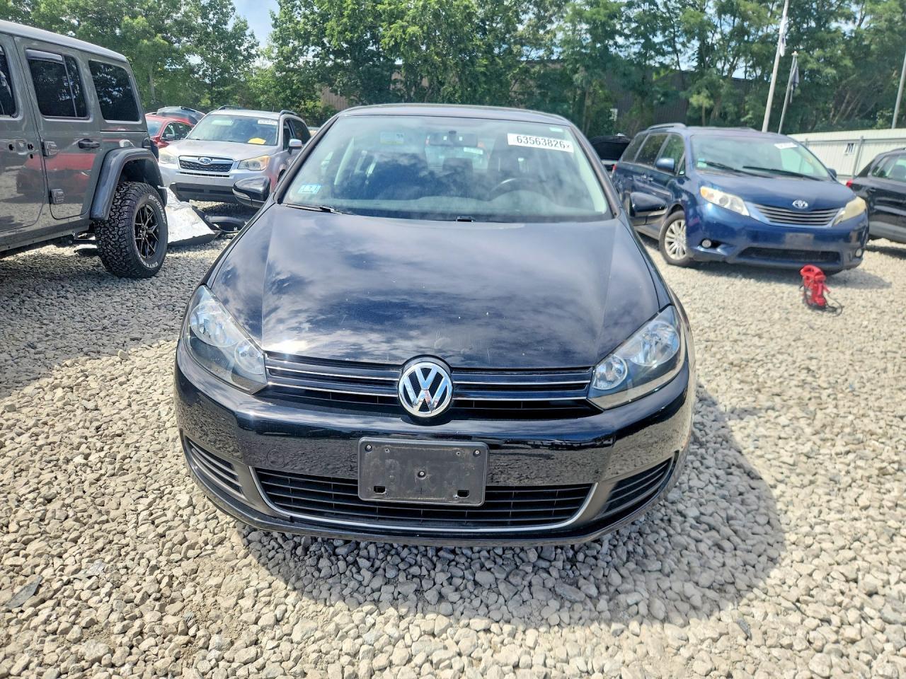 2013 Volkswagen Golf - Image 5