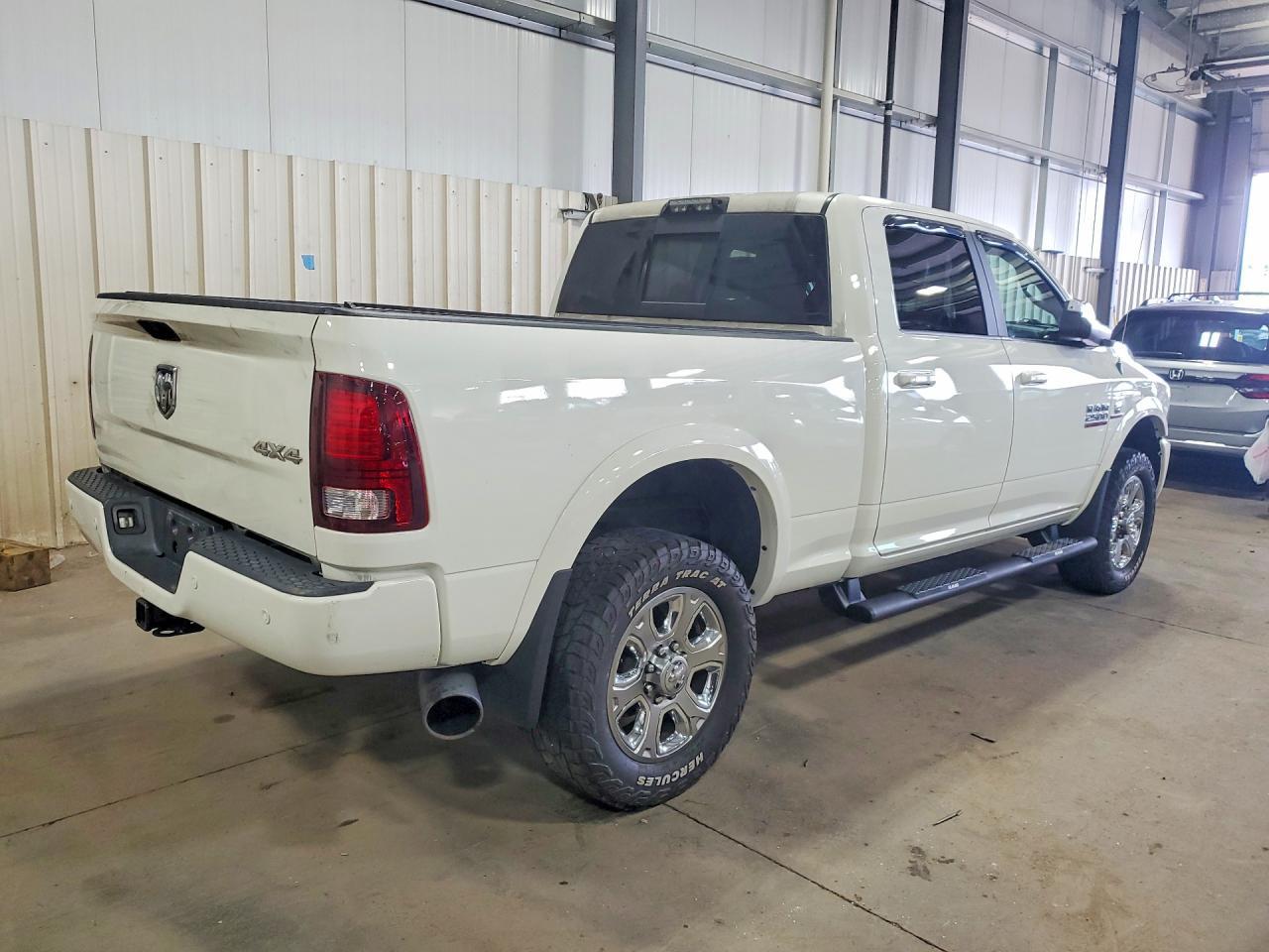 2018 Ram 2500 Laramie - Фото 3