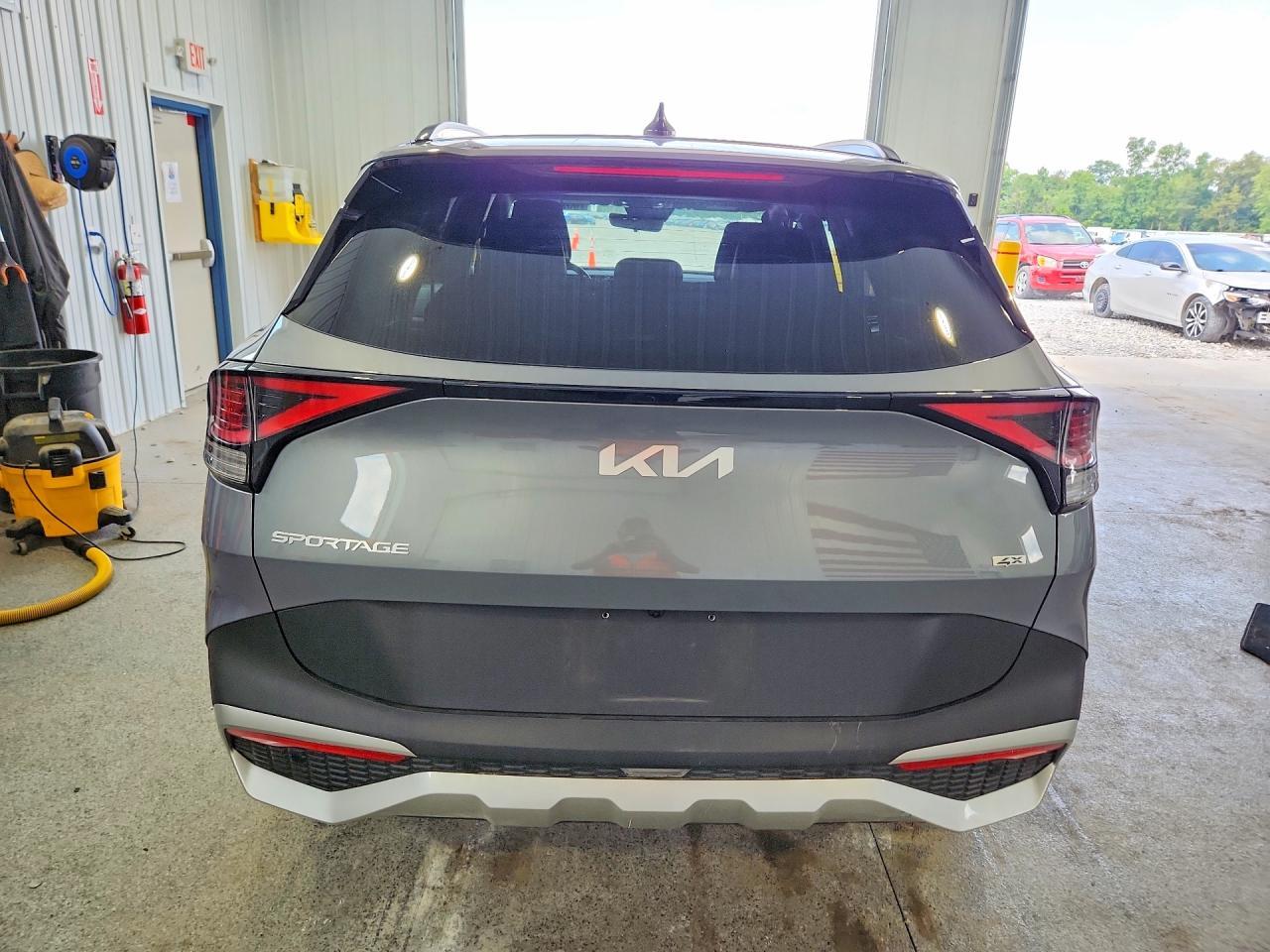 2025 Kia Sportage Ex - Фото 6