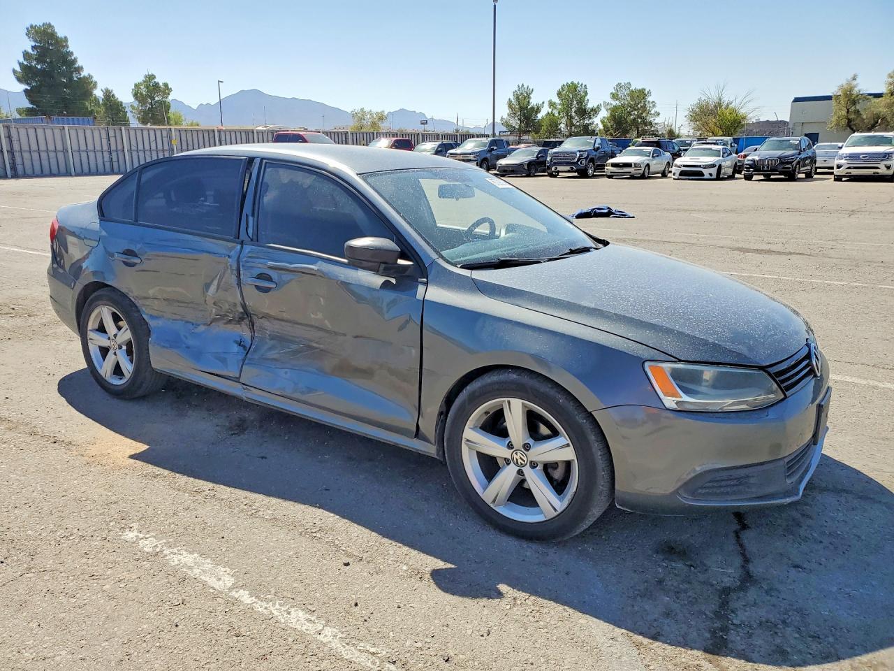 2013 Volkswagen Jetta Base - Фото 4