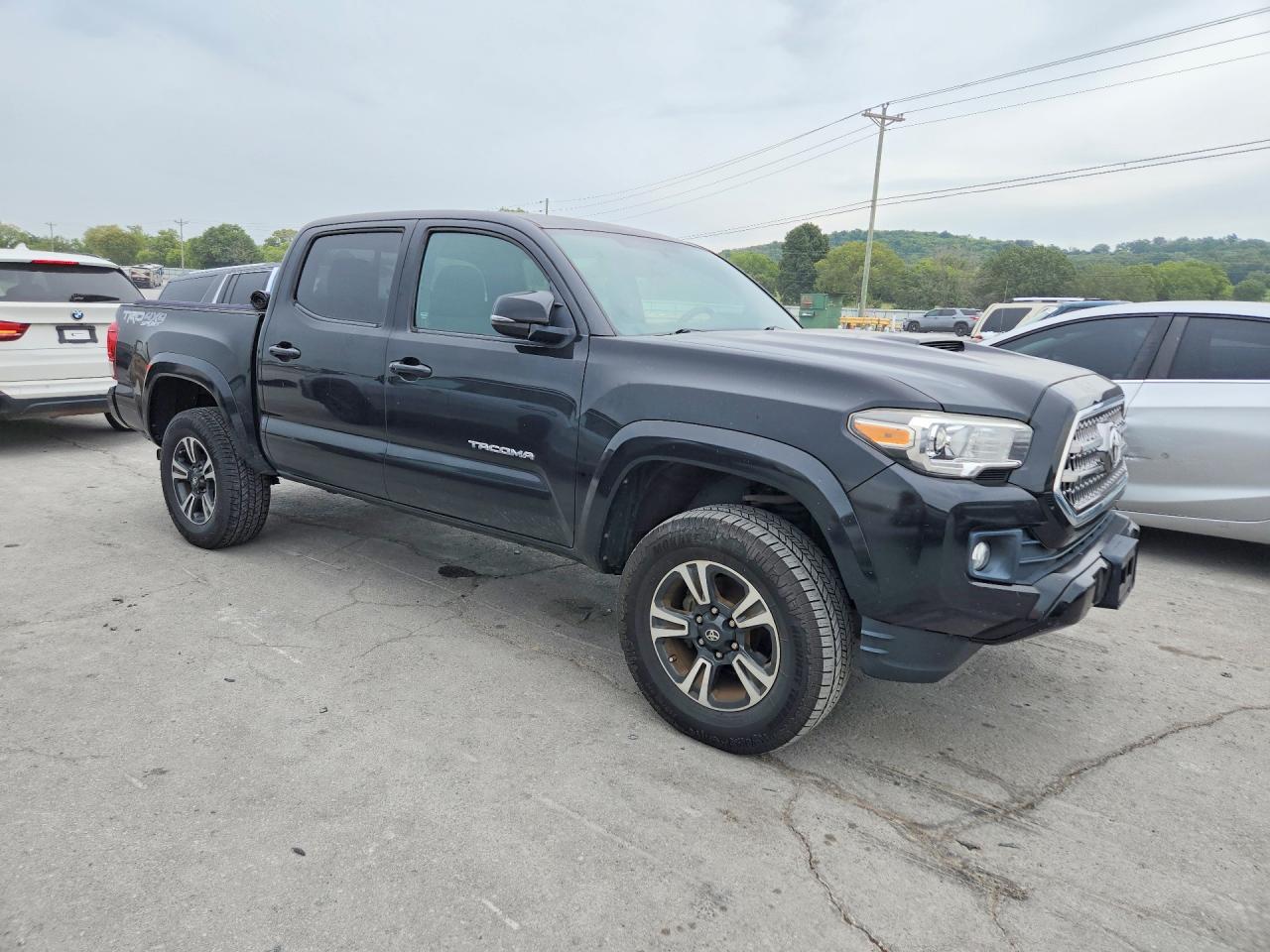 2016 Toyota Tacoma Trd Sport - Image 4