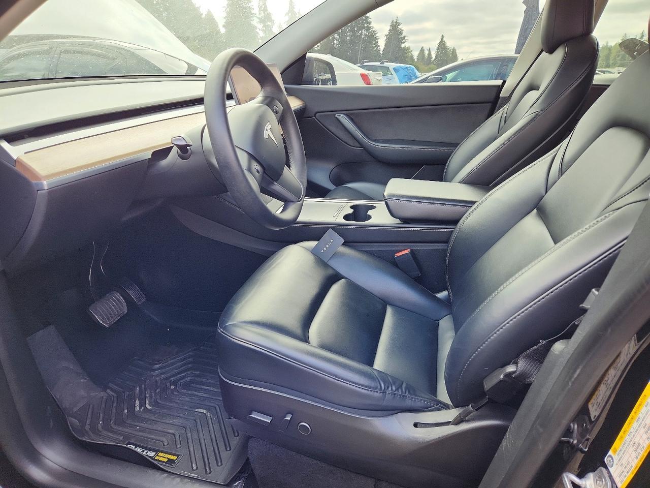 2022 Tesla Model Y - Фото 7