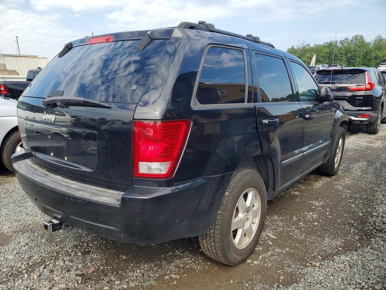 2008 Jeep Grand Cherokee Laredo - Image 3