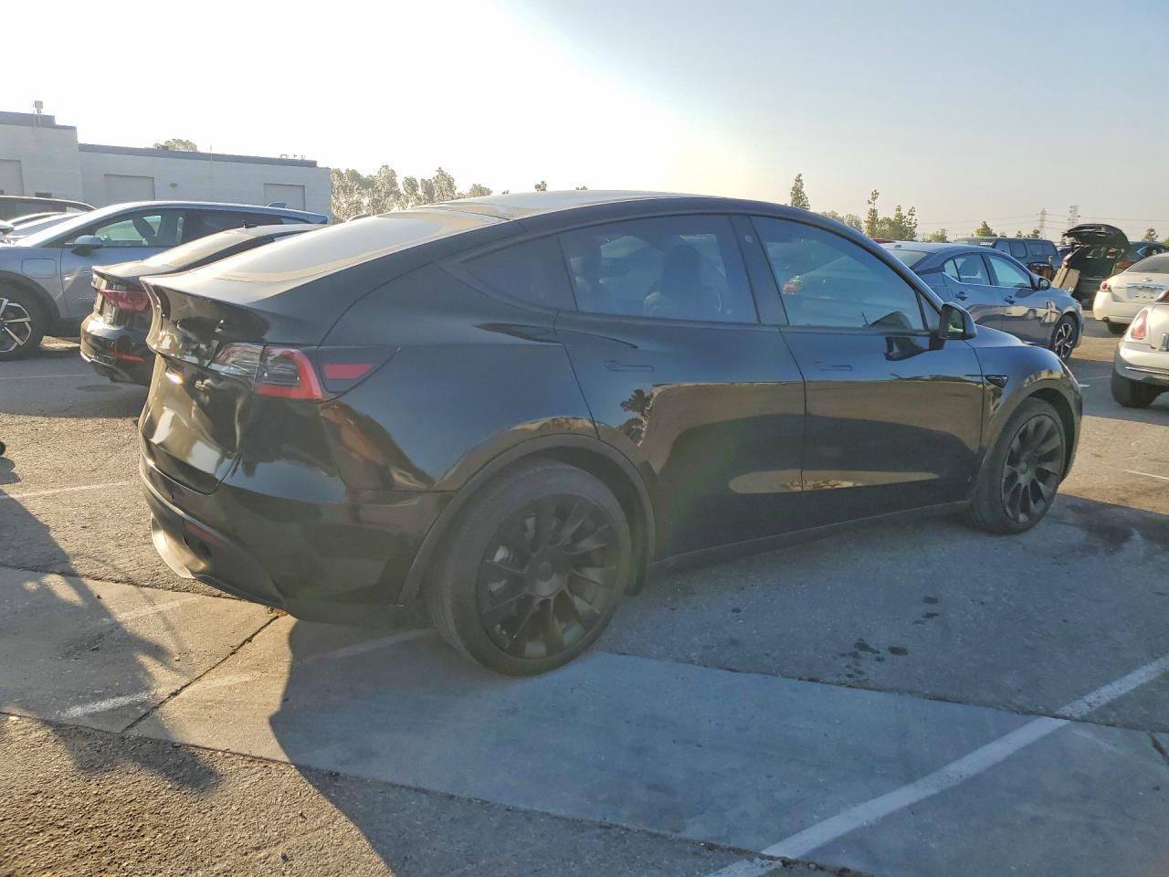 2021 Tesla Model Y - Image 3