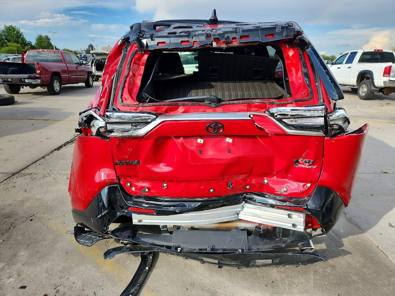 2025 Toyota Rav4 Xse - Image 6