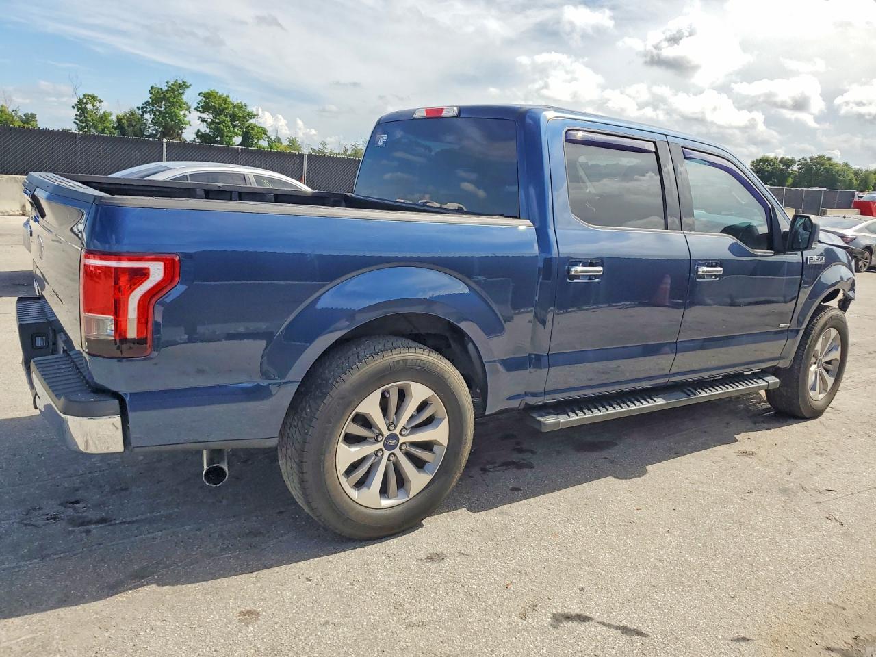 2017 Ford F150 Supercrew - Фото 3