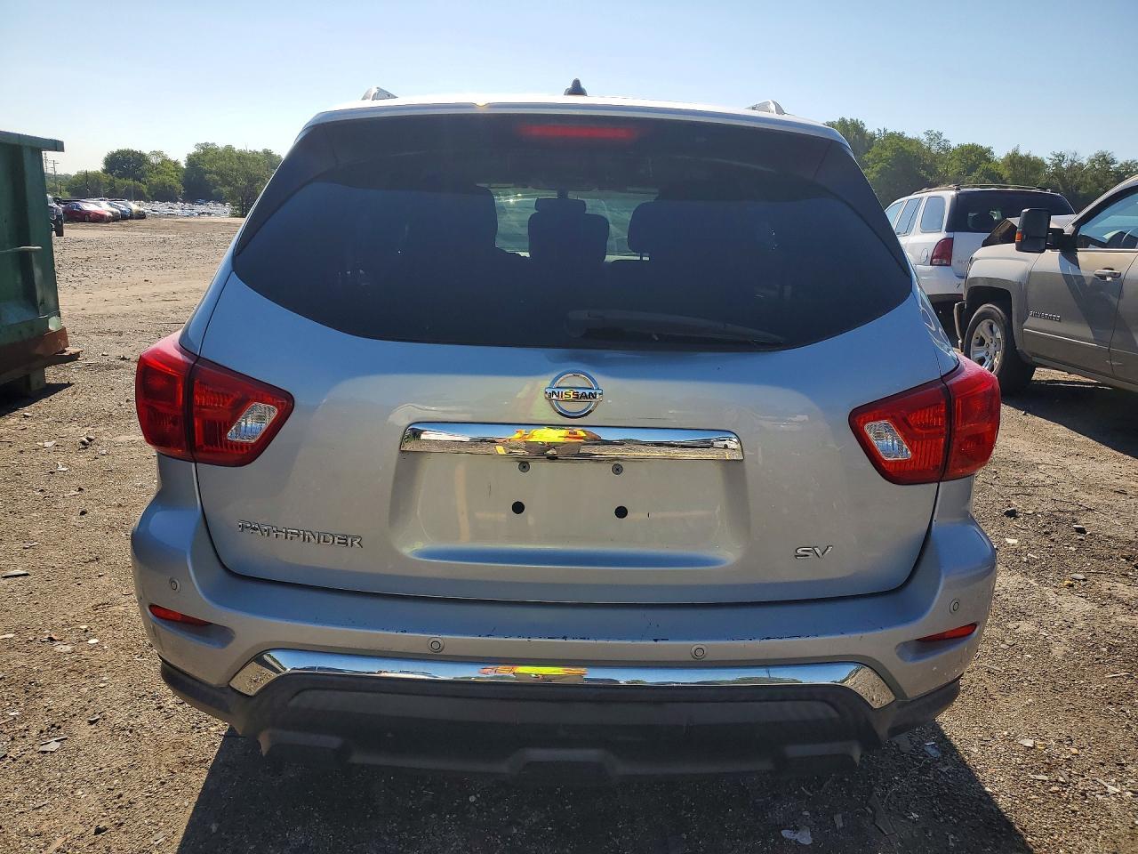 2017 Nissan Pathfinder Sv - Фото 6