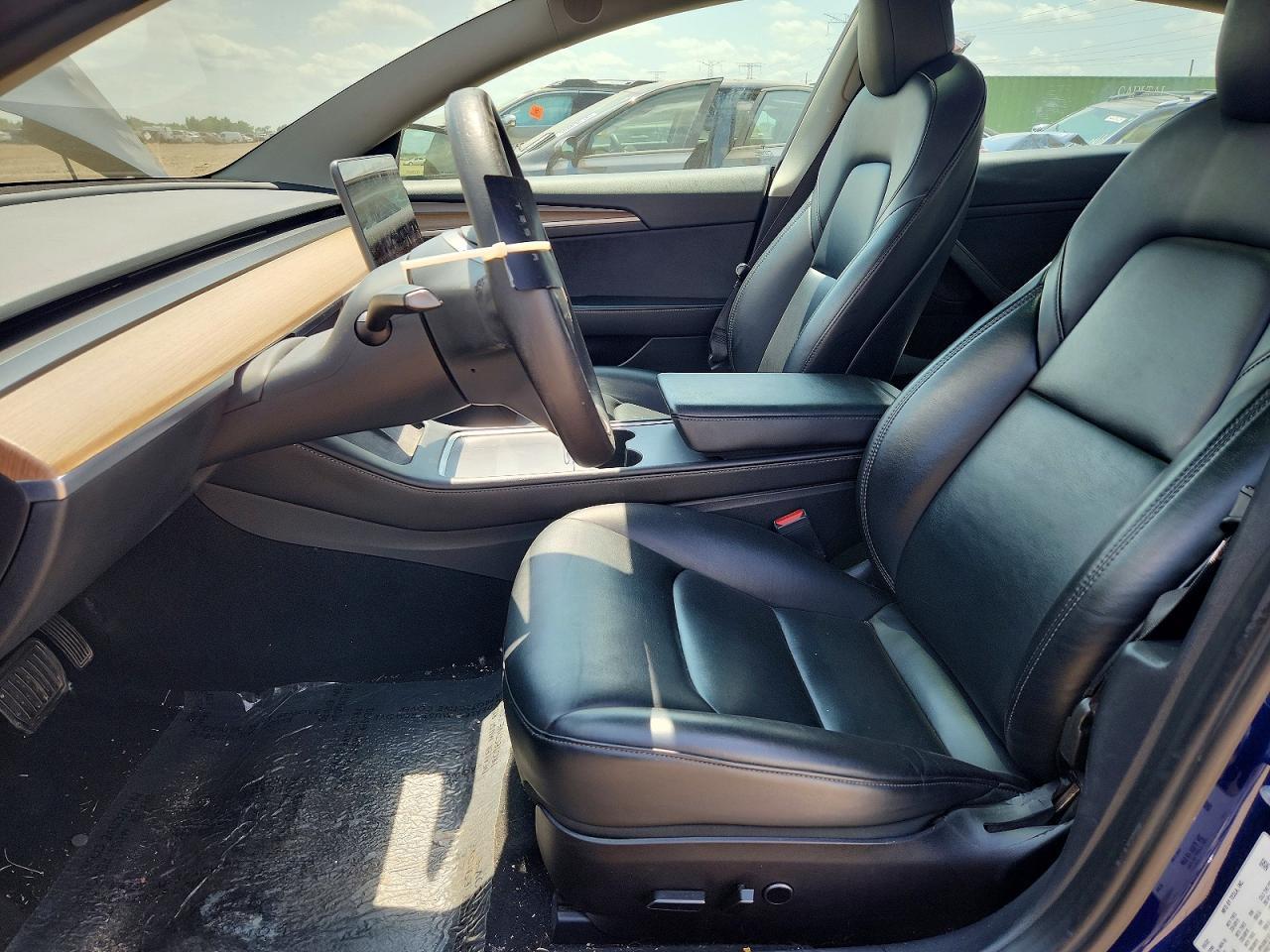 2022 Tesla Model 3 - Фото 7