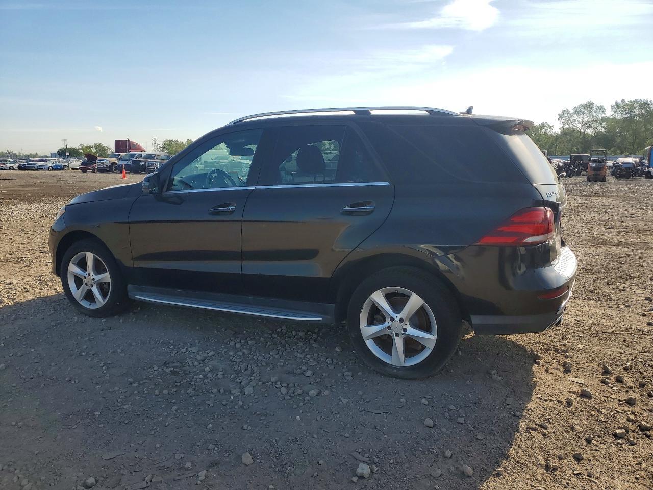 2017 Mercedes-Benz Gle 350 4Matic - Фото 2