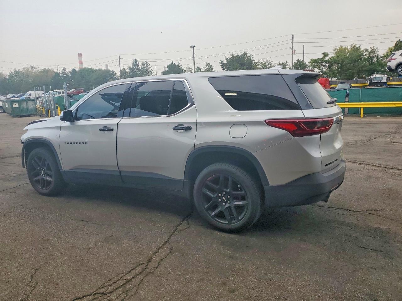 2020 Chevrolet Traverse Ls - Image 2