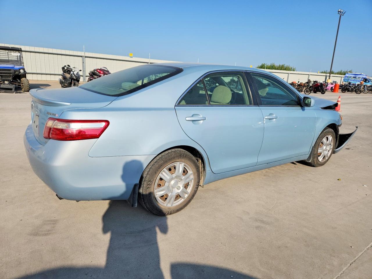 2007 Toyota Camry Le - Фото 3