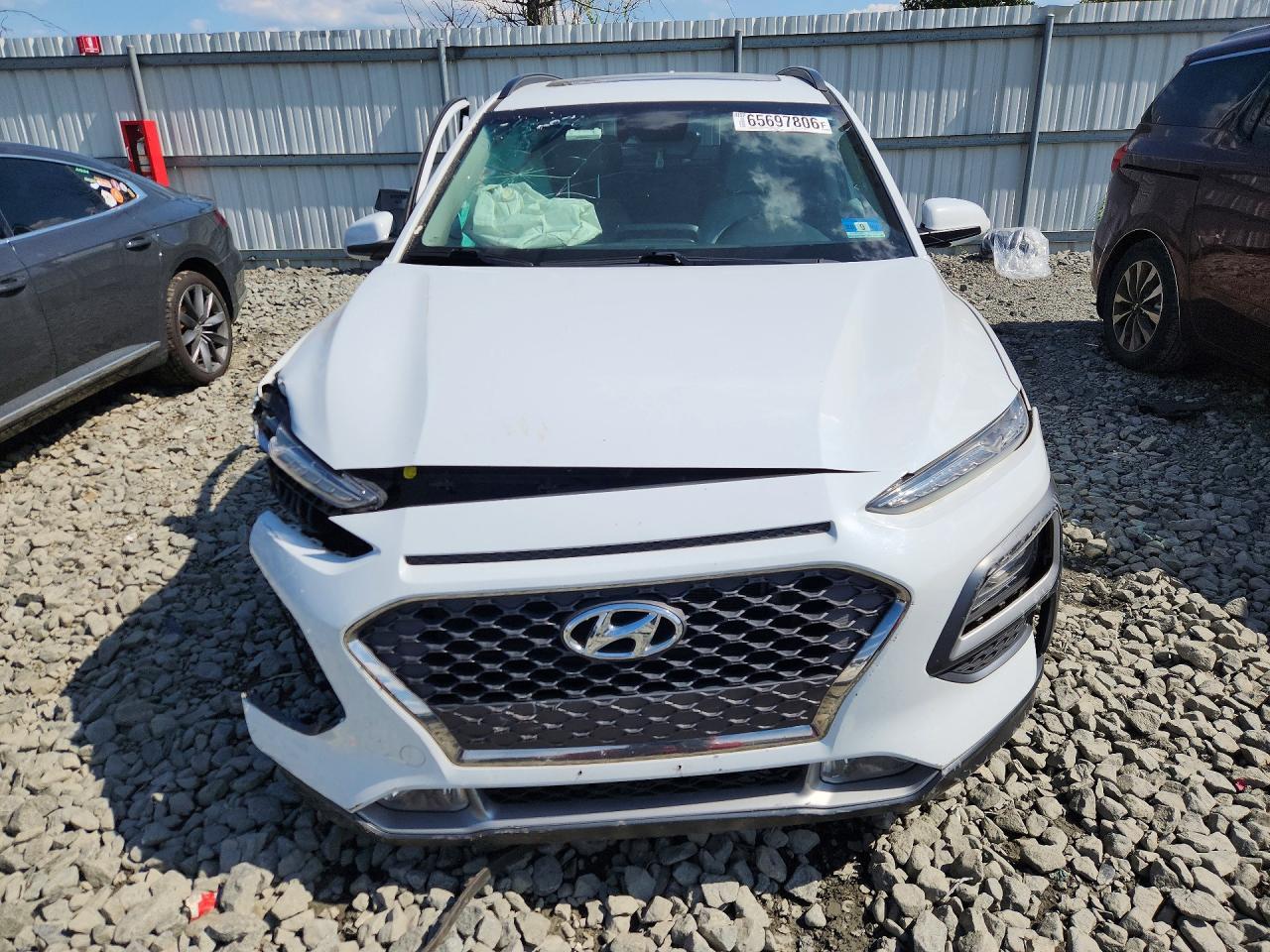2020 Hyundai Kona Limited - Image 5