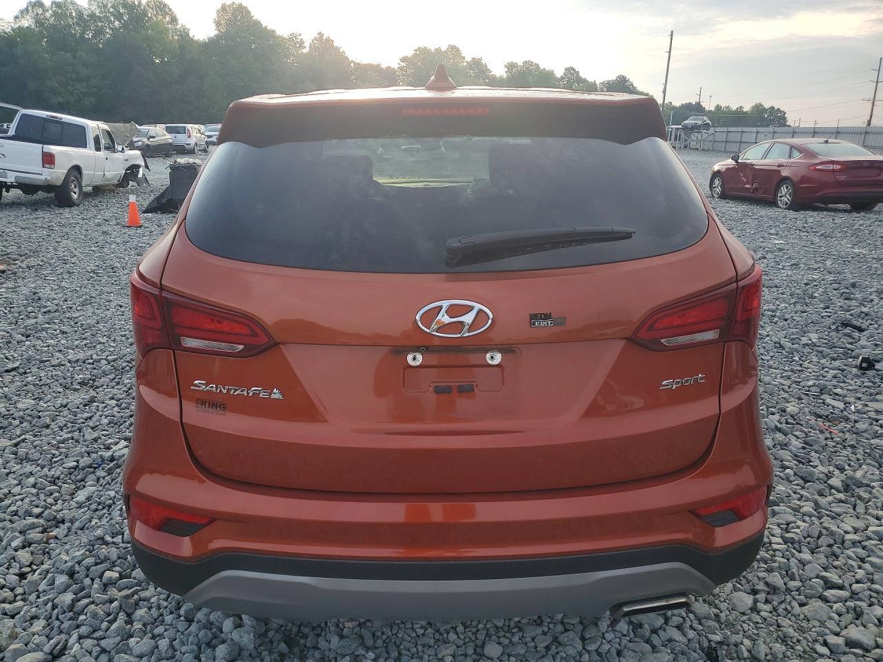 2017 Hyundai Santa Fe Sport 2.4L - Image 6