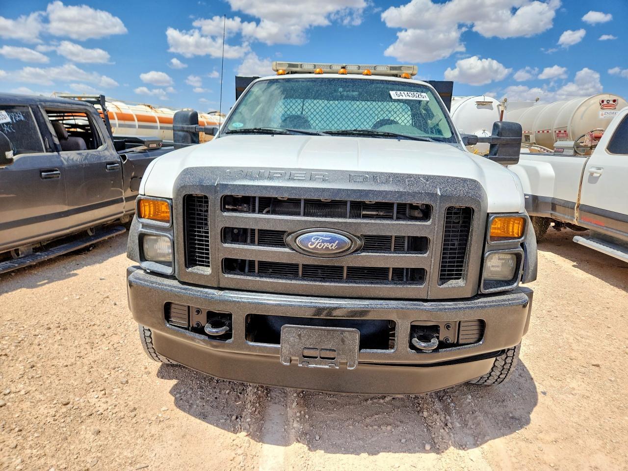 2010 Ford F450 Super Duty - Фото 5