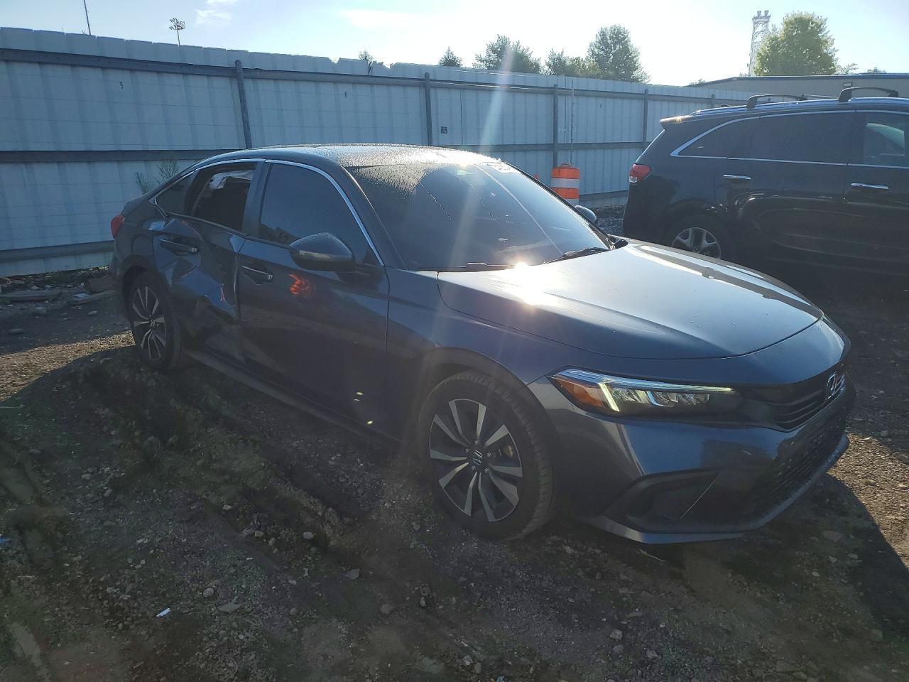 2023 Honda Civic Ex - Image 4