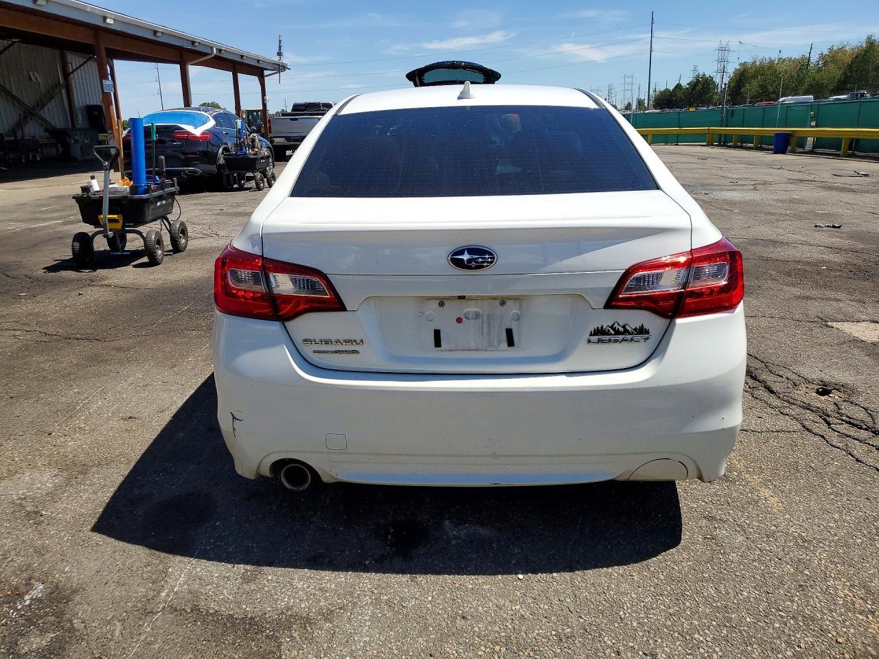 2016 Subaru Legacy 2.5I Premium - Image 6