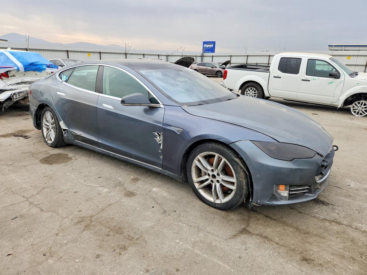2013 Tesla Model S - Image 4