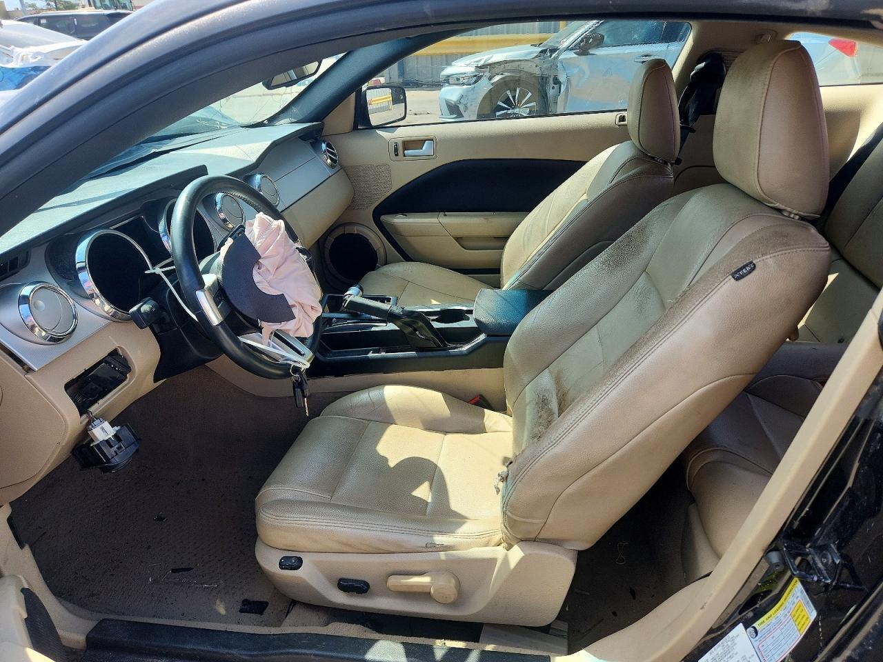 2008 Ford Mustang - Image 7