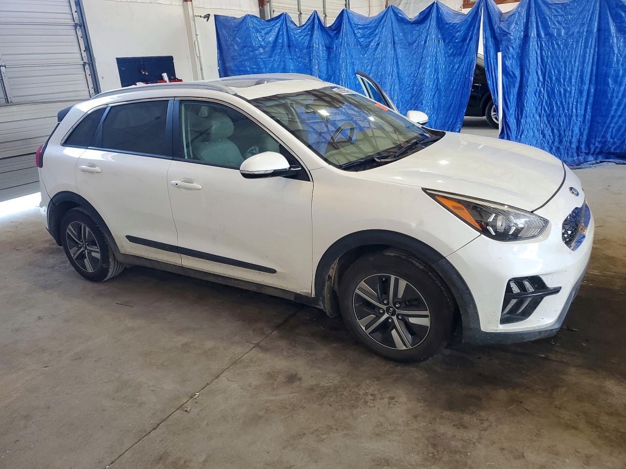 2020 Kia Niro Ex Premium - Image 4