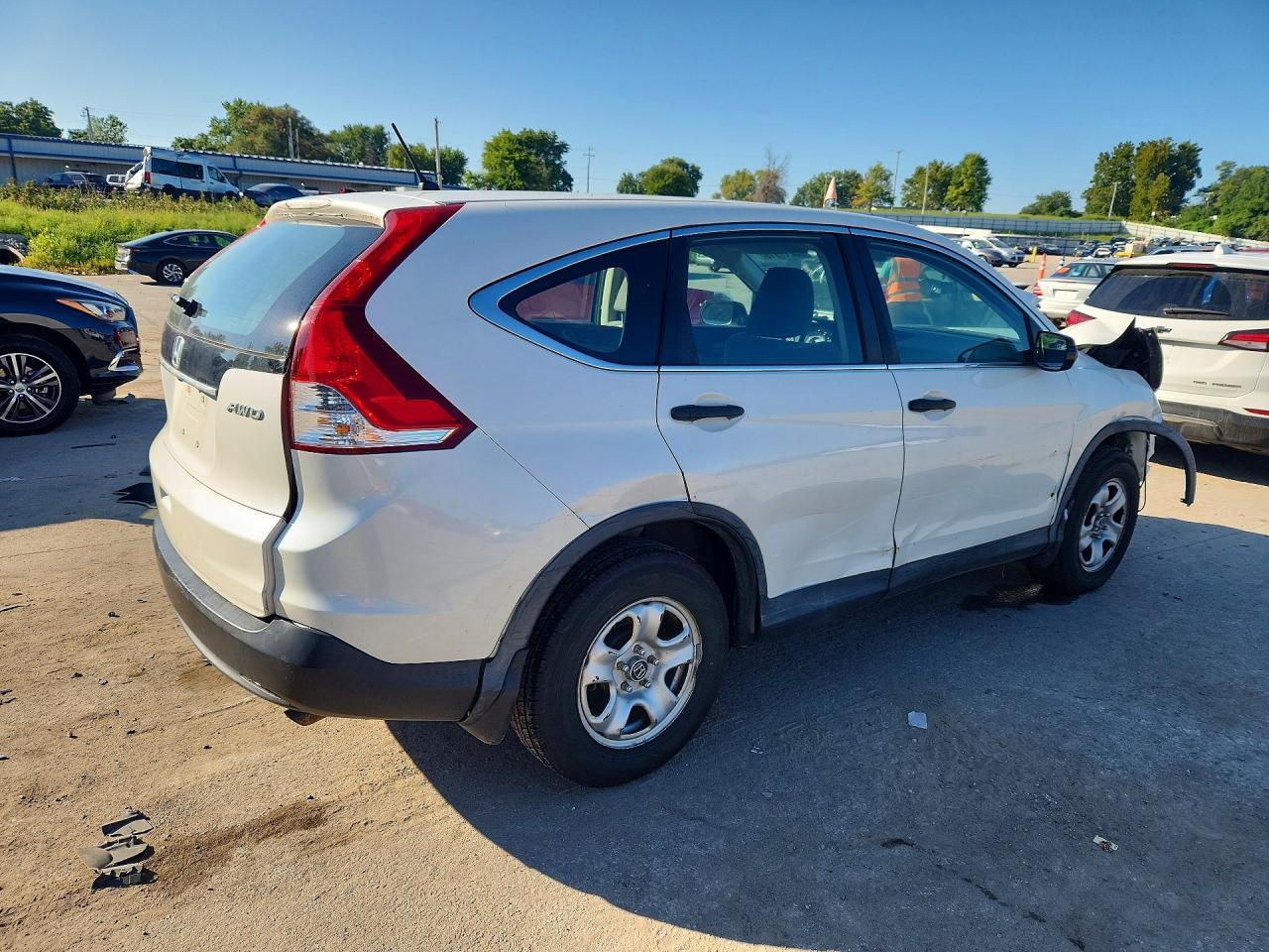 2014 Honda Cr-V Lx - Image 3