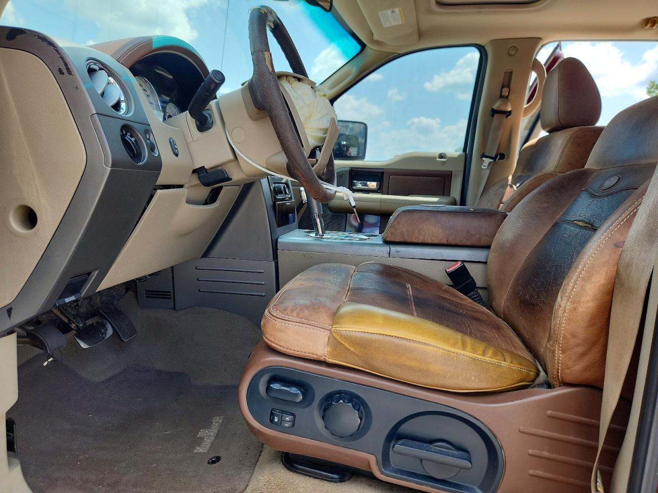 2005 Ford F150 Supercrew - Image 7