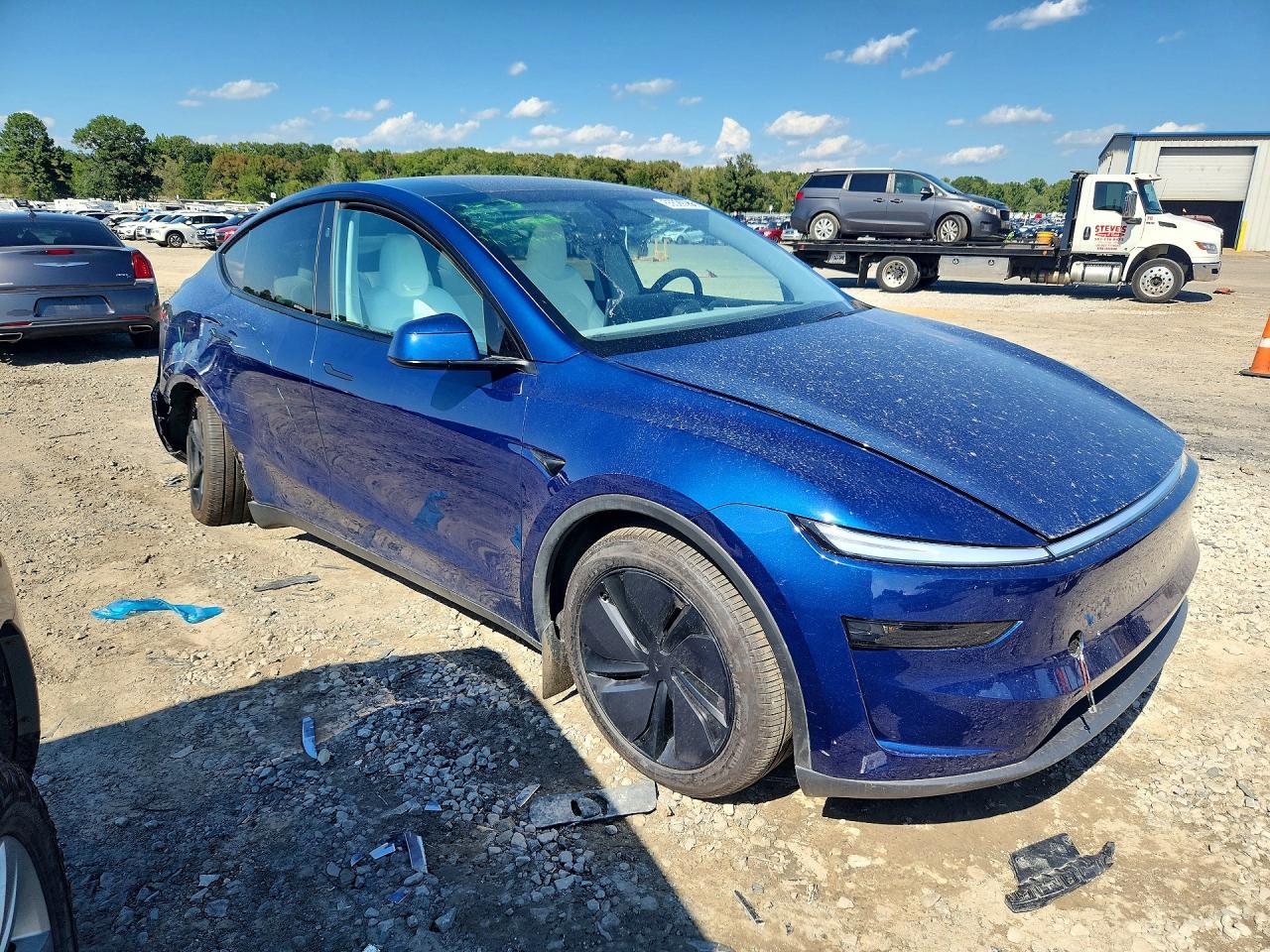 2026 Tesla Model Y - Image 4