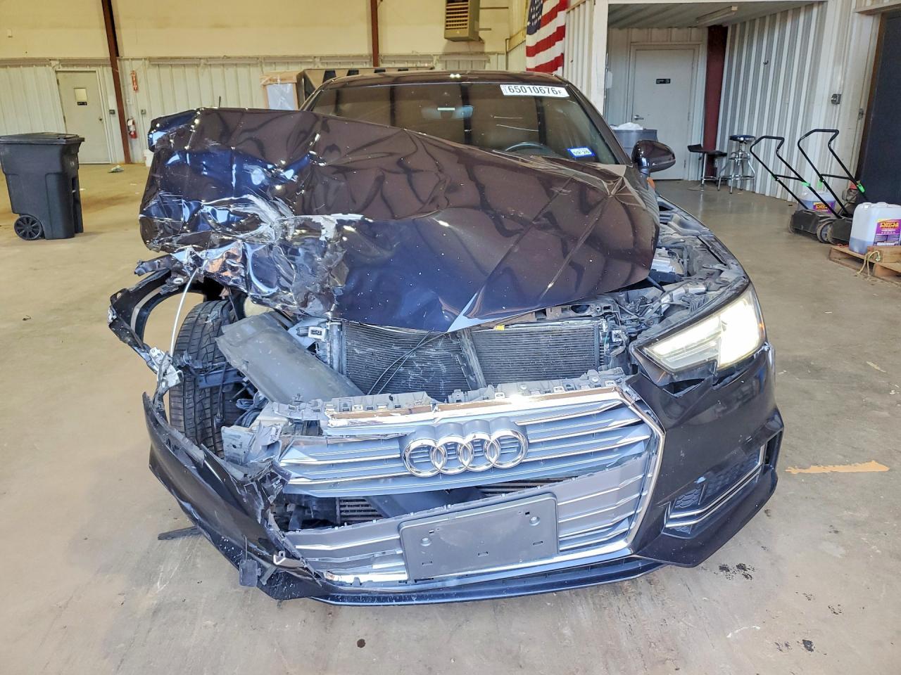2018 Audi A4 Premium - Фото 5