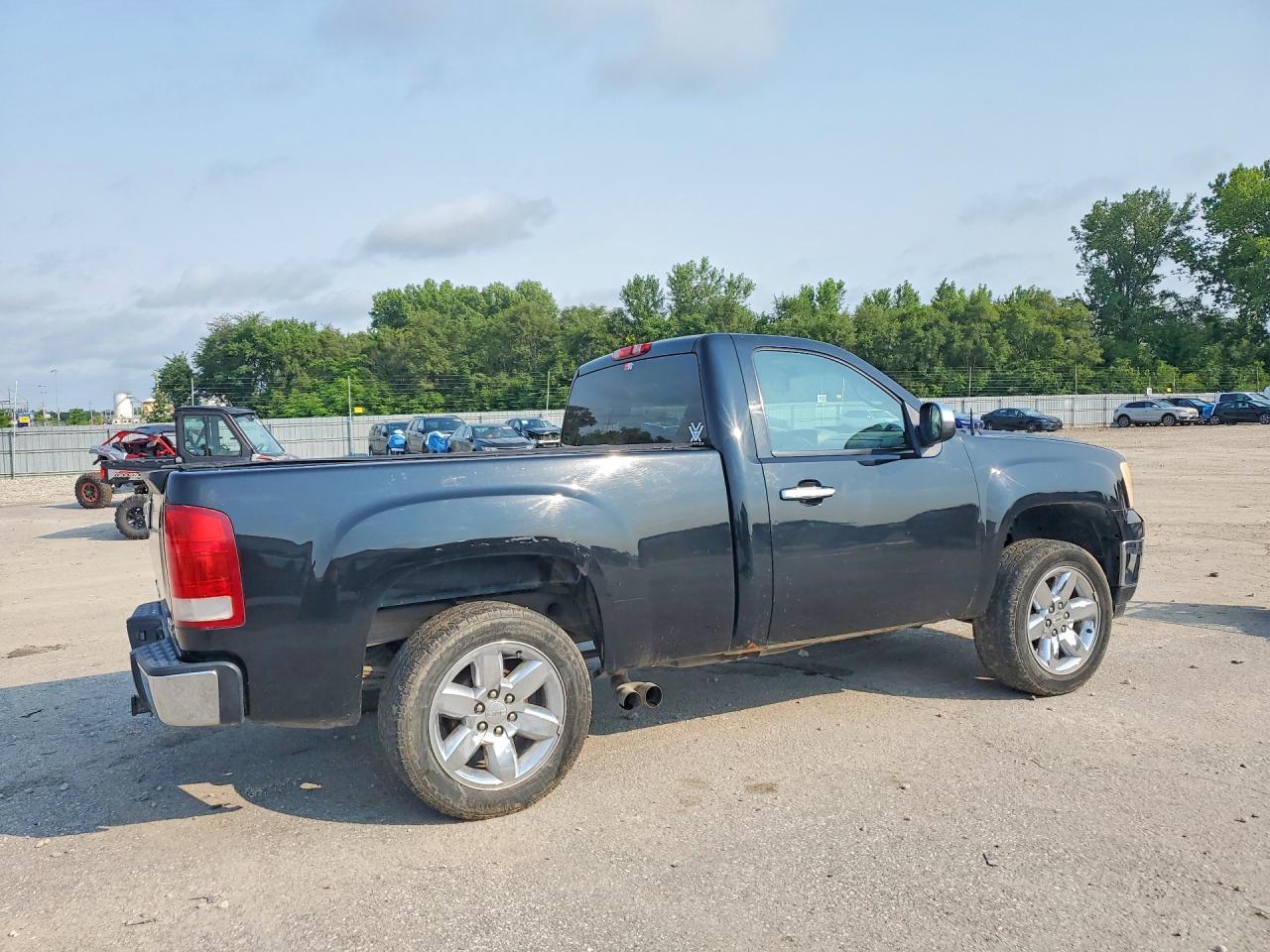 2007 GMC New Sierra C1500 - Фото 3