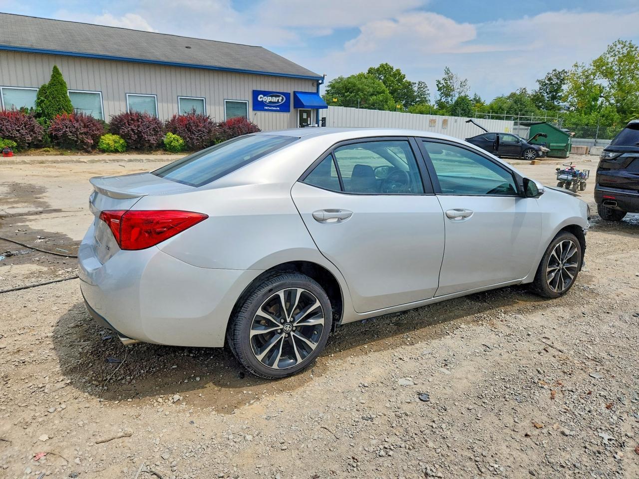 2018 Toyota Corolla Se - Image 3
