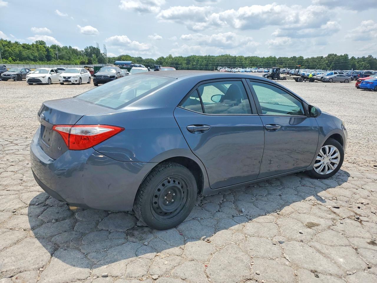2014 Toyota Corolla Le - Фото 3
