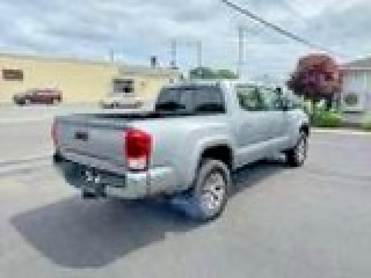 2016 Toyota Tacoma Sr5 V6 - Image 4