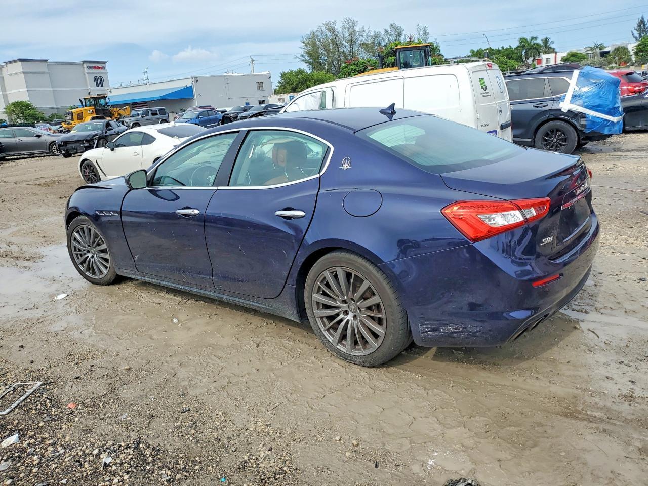 2020 Maserati Ghibli S - Фото 2