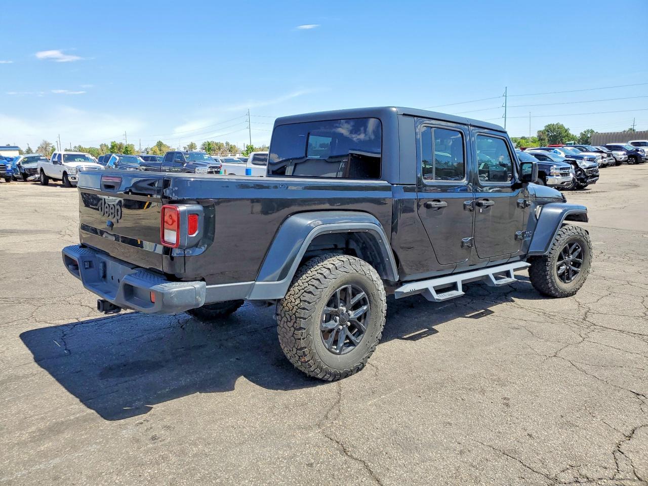 2022 Jeep Gladiator Sport - Фото 3
