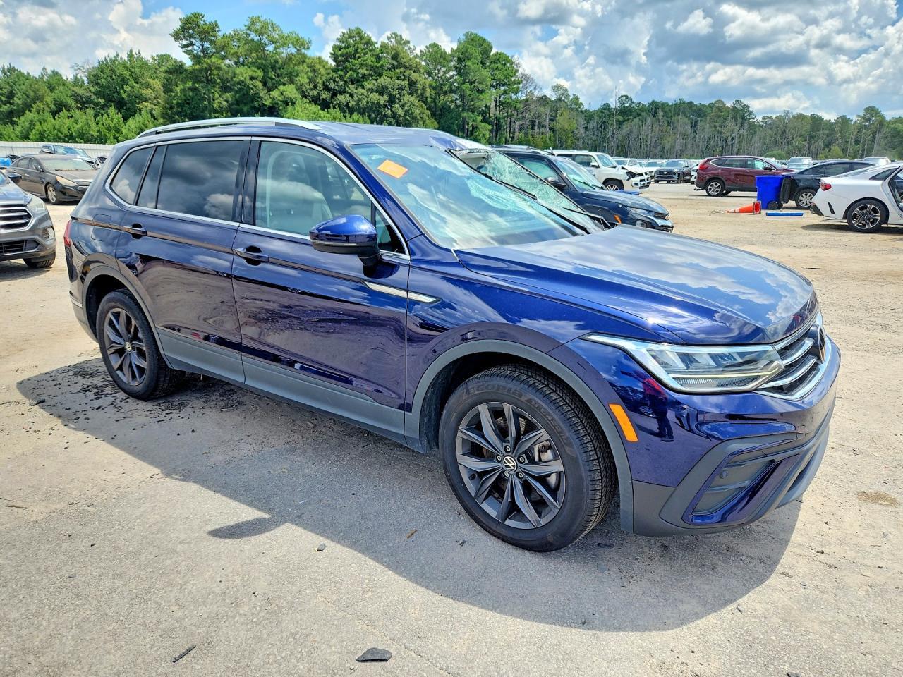 2023 Volkswagen Tiguan Se - Image 4