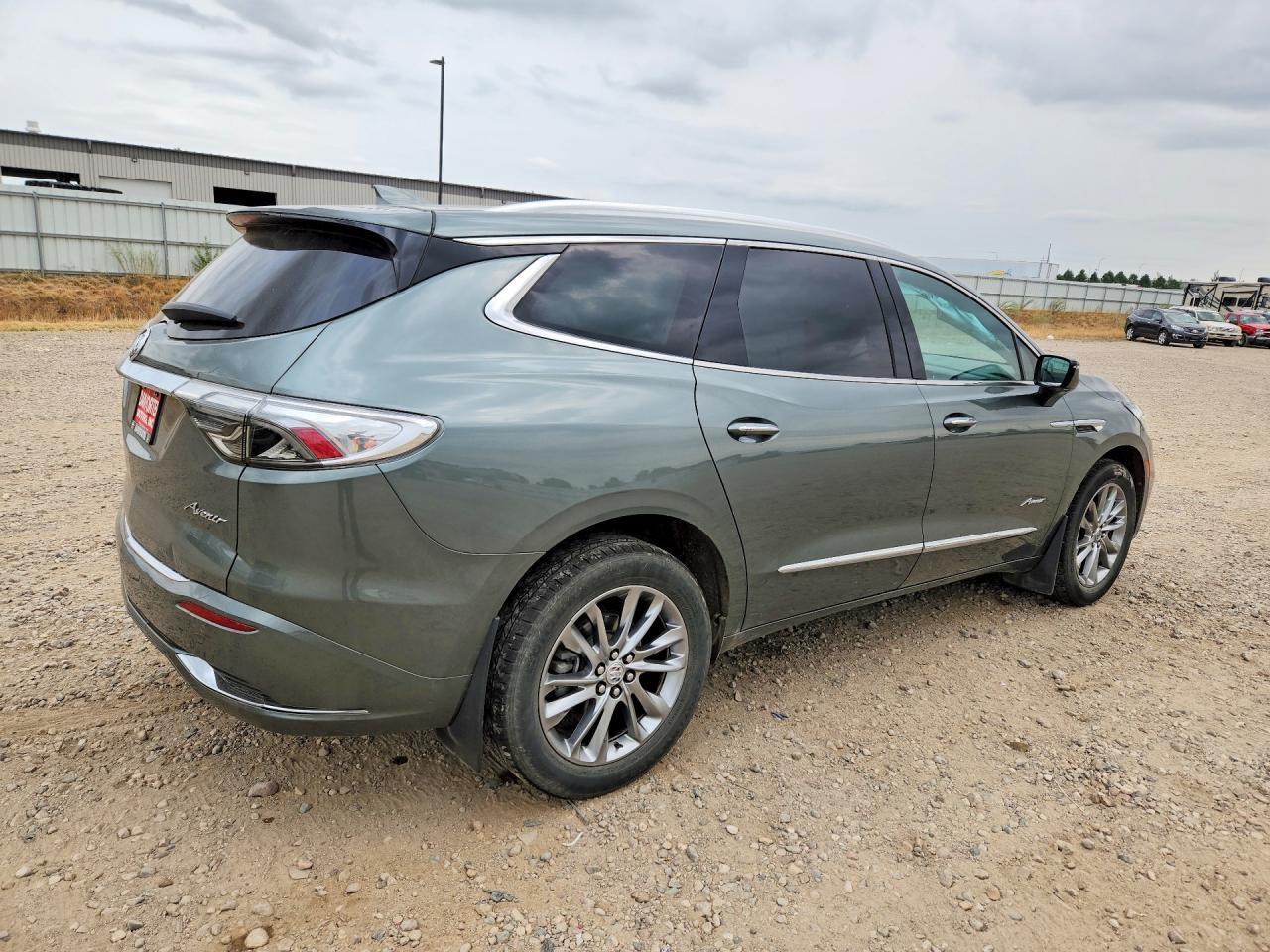 2023 Buick Enclave Avenir - Фото 3